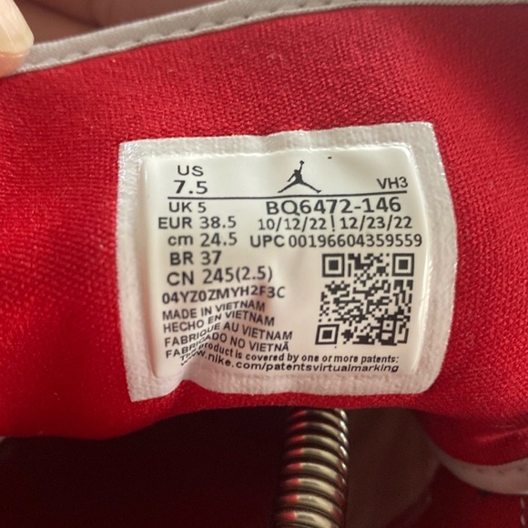 NIKE Air Jordan 1 Mid BQ6472-146 Women’s Basketball Shoes Size 7.5 - Picture 8 of 8